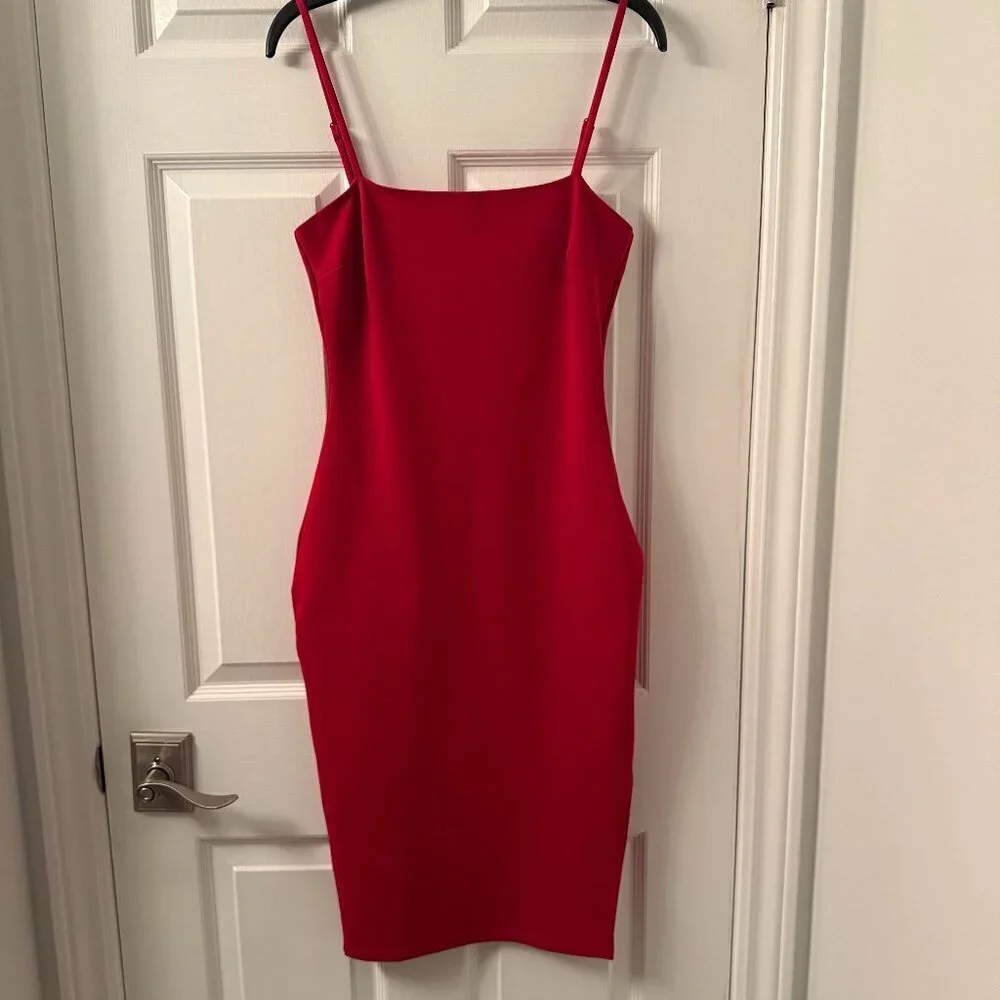 Show Stopper Red  Holiday Dress, Lulus, US S - Picture 3 of 5